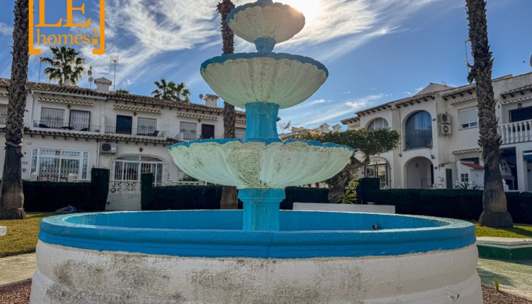 Jälleenmyynti - Bungalow - Torrevieja - Lago Jardin