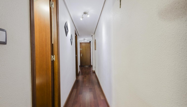 Reventa - Apartamento / piso - Torrevieja - Acequion