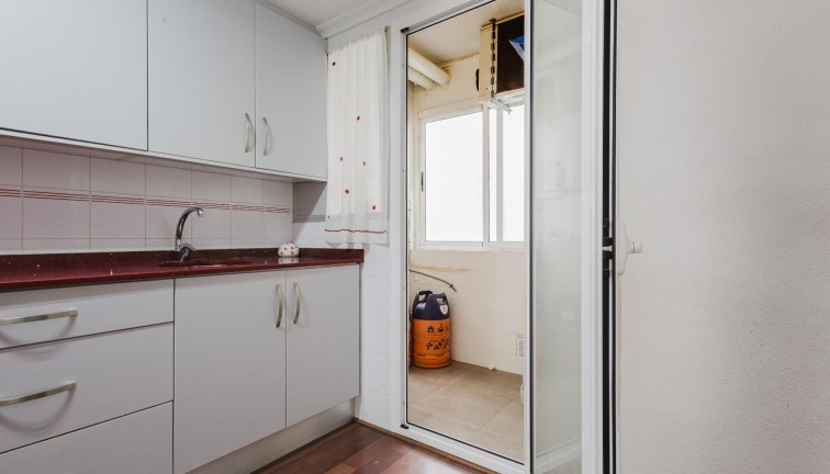 Reventa - Apartamento / piso - Torrevieja - Acequion