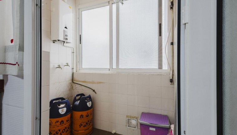 Reventa - Apartamento / piso - Torrevieja - Acequion