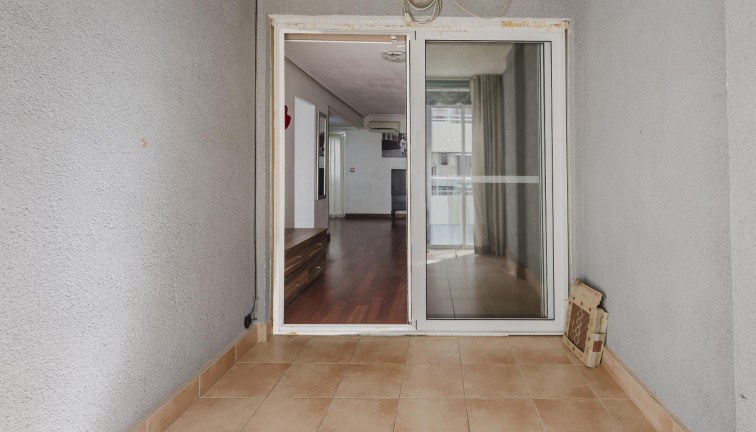 Reventa - Apartamento / piso - Torrevieja - Acequion