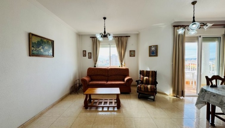 Reventa - Apartamento / piso - Torrevieja