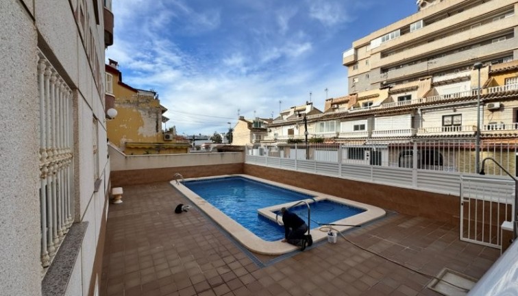 Reventa - Apartamento / piso - Torrevieja