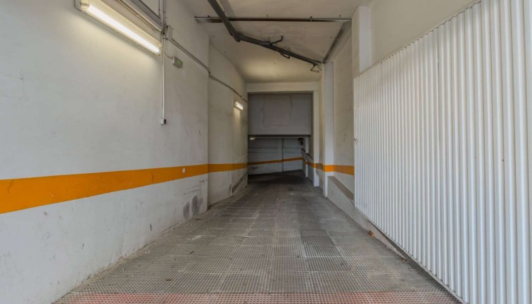 Återförsäljning - Garage - Torrevieja