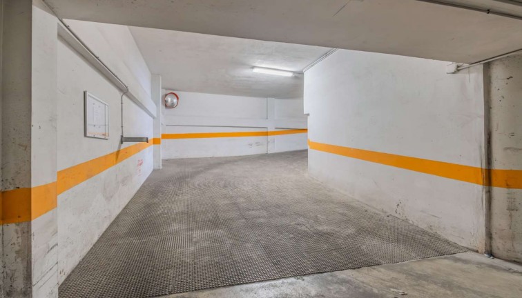 Återförsäljning - Garage - Torrevieja