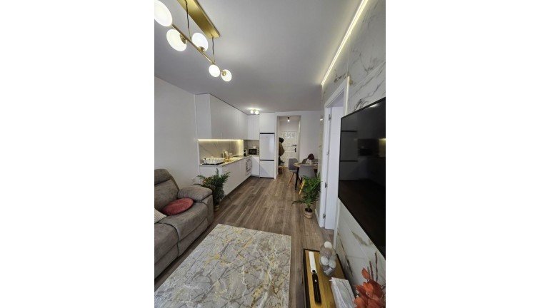 Reventa - Apartamento / piso - Torrevieja