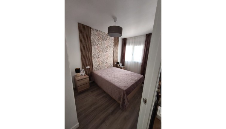 Reventa - Apartamento / piso - Torrevieja