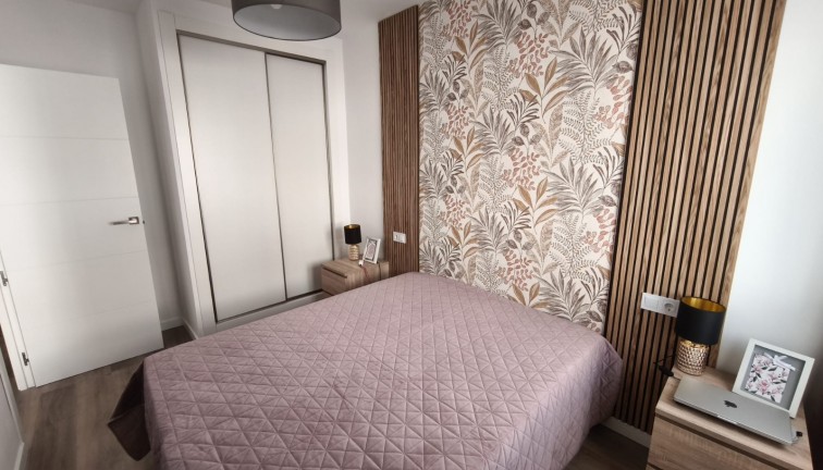 Reventa - Apartamento / piso - Torrevieja