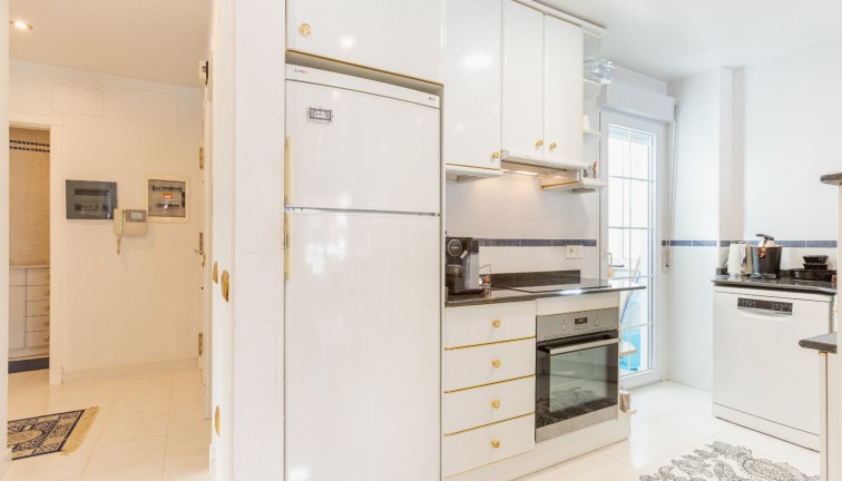 Reventa - Apartamento - Apartamento en el último piso - Torrevieja - Playa de los Locos