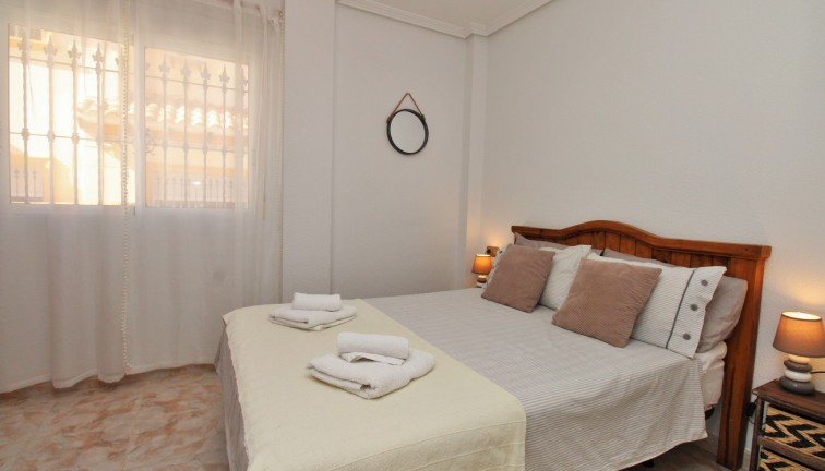 Resale - Chalet - Playa Flamenca