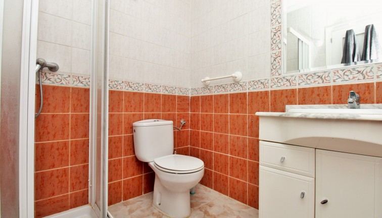 Resale - Chalet - Playa Flamenca