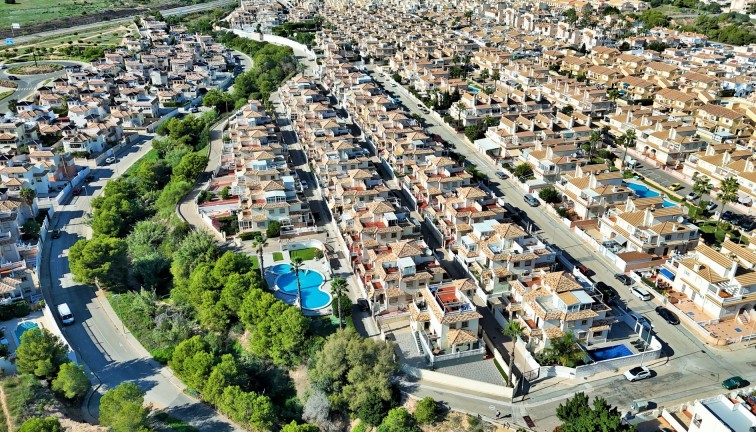 Resale - Chalet - Playa Flamenca