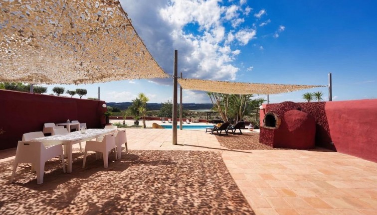 Jälleenmyynti - Erillistalo - Orihuela - Torremendo