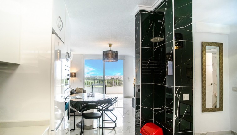 Resale - Apartment - Torrevieja - Punta Prima