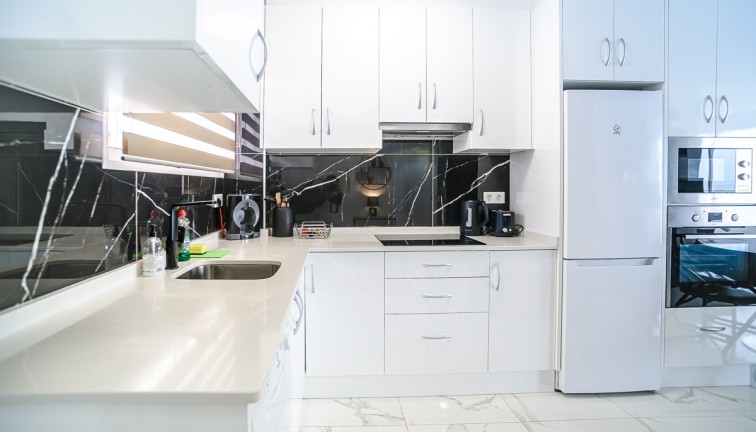 Resale - Apartment - Torrevieja - Punta Prima