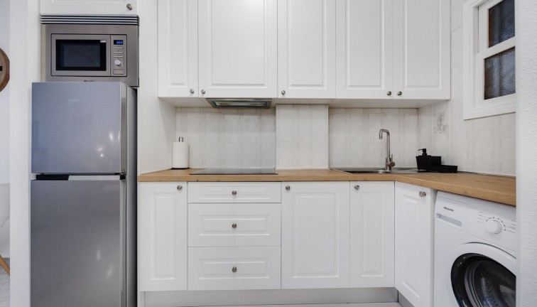 Återförsäljning - Studio - Torrevieja - Playa del Cura