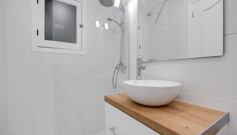 Återförsäljning - Studio - Torrevieja - Playa del Cura