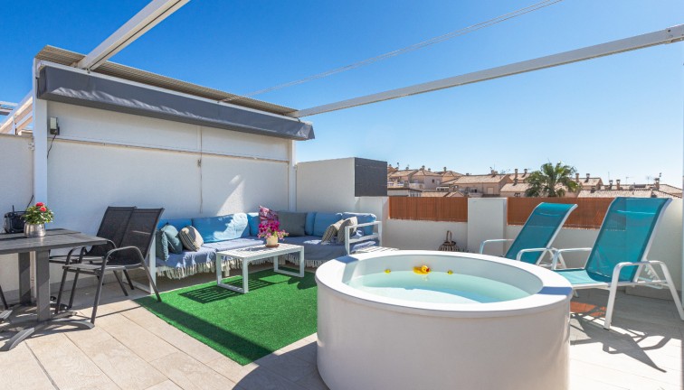 Resale - Bungalow - Los Altos