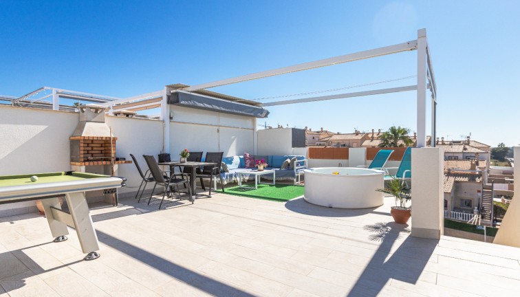 Resale - Bungalow - Los Altos