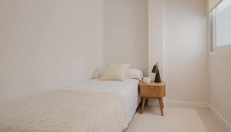 Resale - Apartment - Torrevieja - Acequion