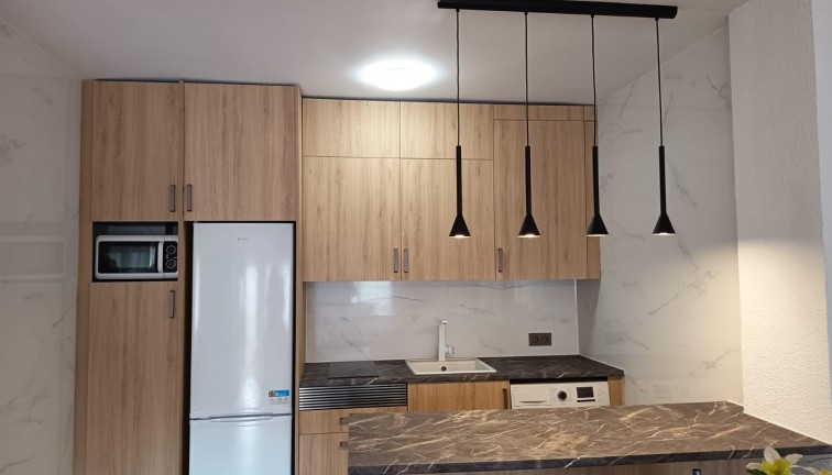 Resale - Apartment - Orihuela Costa - Cabo Roig