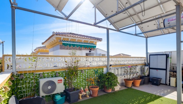 Reventa - Casa adosada - Torrevieja