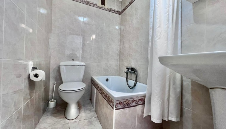 Jälleenmyynti - Asunto - Torrevieja - Cabo cervera