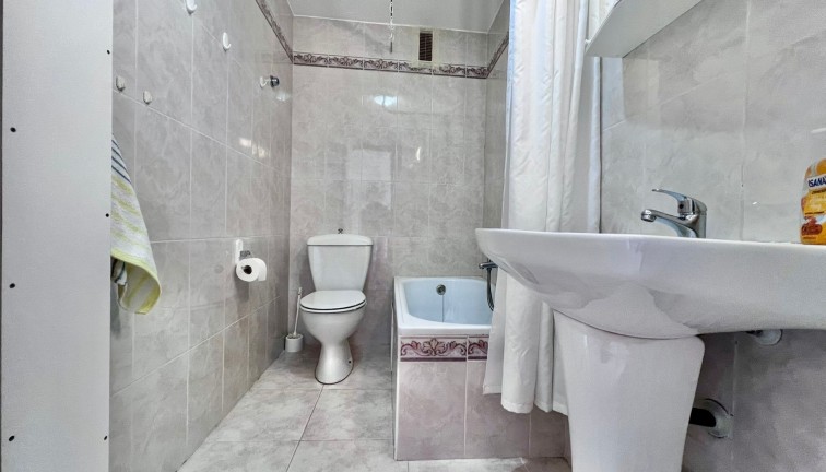 Jälleenmyynti - Asunto - Torrevieja - Cabo cervera