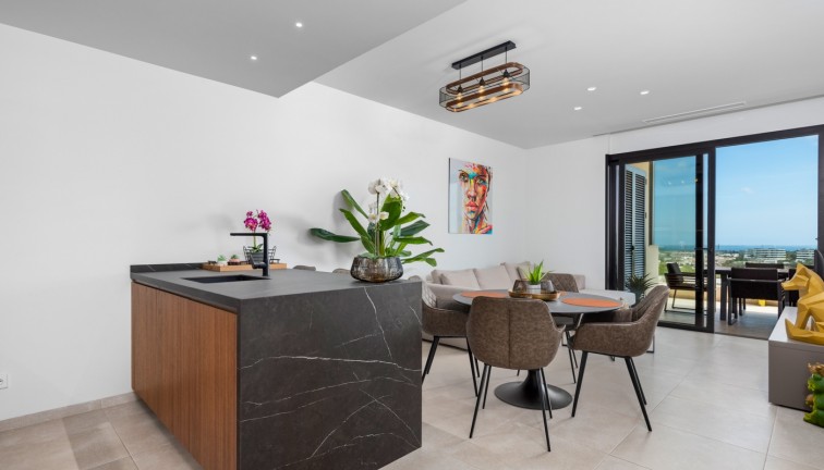 Jälleenmyynti - Asunto - Las Colinas