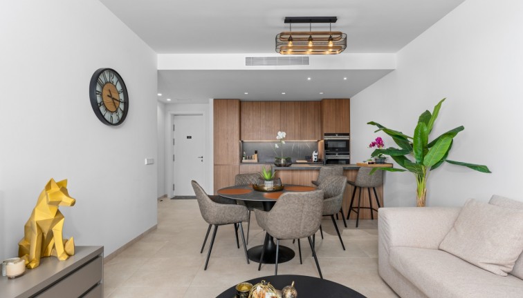 Jälleenmyynti - Asunto - Las Colinas