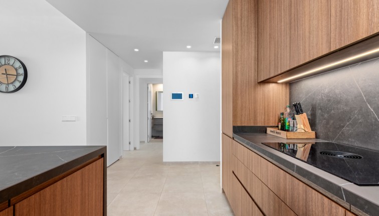 Jälleenmyynti - Asunto - Las Colinas