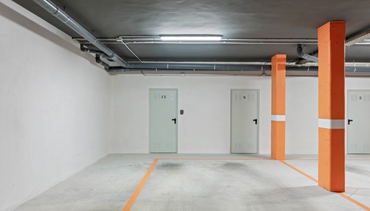 Jälleenmyynti - Asunto - Las Colinas