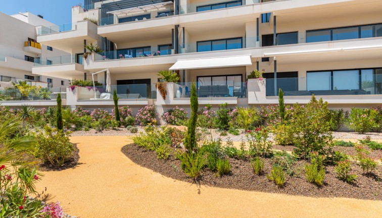 Jälleenmyynti - Asunto - Las Colinas