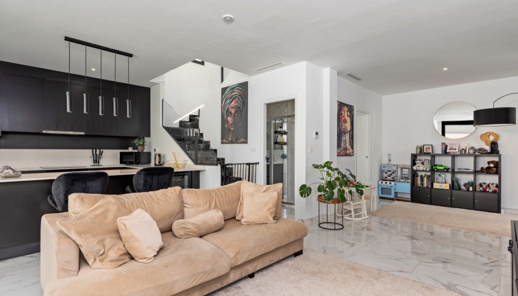 Reventa - Chalet - Los Montesinos - La Herrada