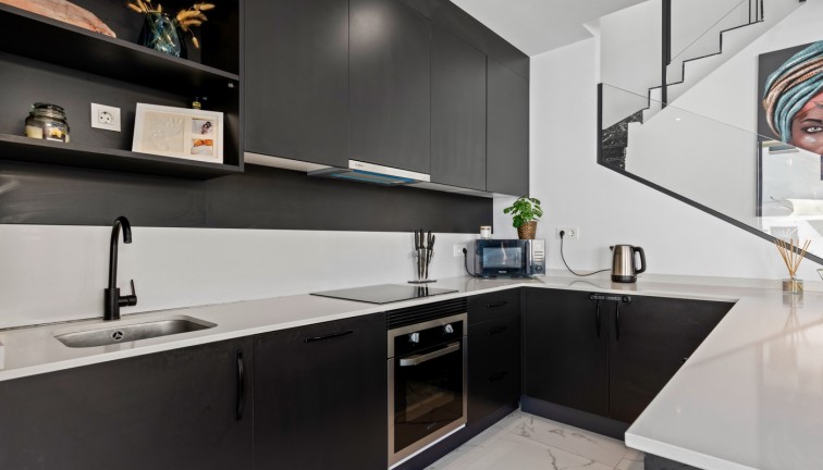 Reventa - Chalet - Los Montesinos - La Herrada