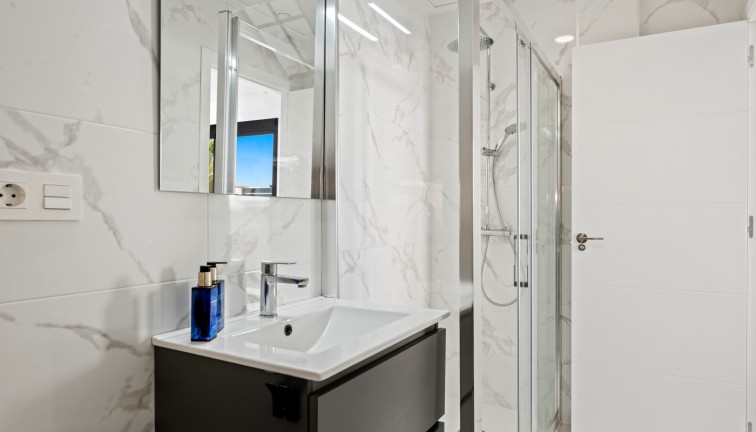 Reventa - Chalet - Los Montesinos - La Herrada