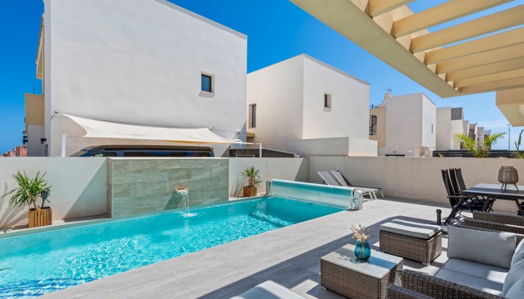 Reventa - Chalet - Los Montesinos - La Herrada