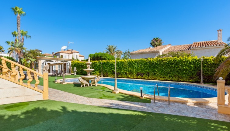 Jälleenmyynti - Erillistalo - Orihuela Costa - Playa Flamenca