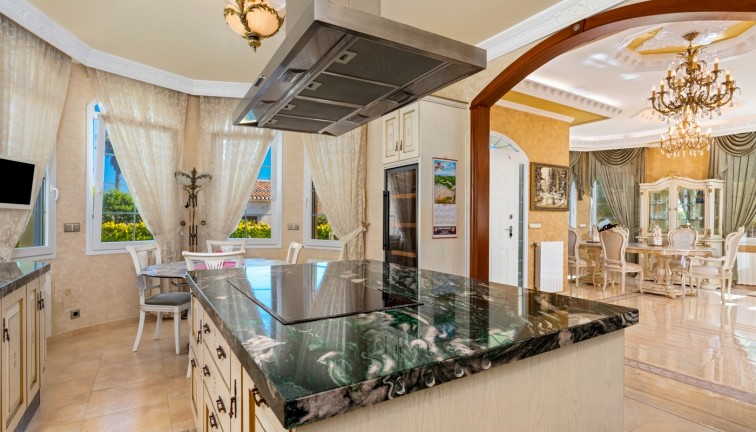 Jälleenmyynti - Erillistalo - Orihuela Costa - Playa Flamenca