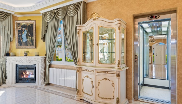 Jälleenmyynti - Erillistalo - Orihuela Costa - Playa Flamenca