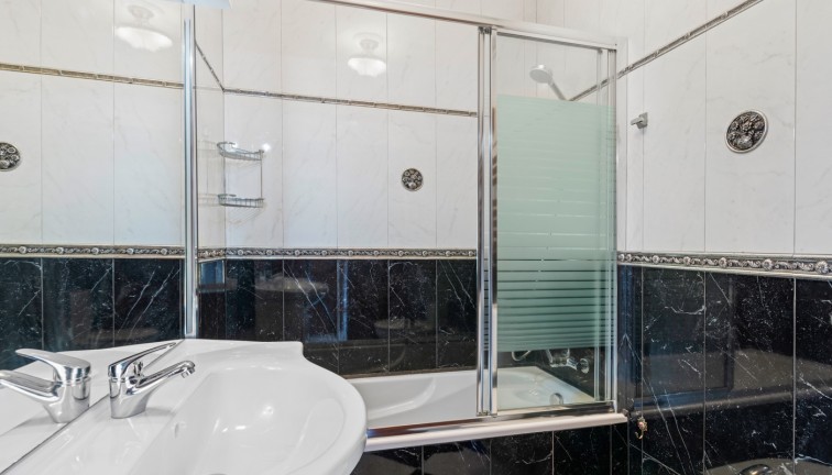 Jälleenmyynti - Erillistalo - Orihuela Costa - Playa Flamenca