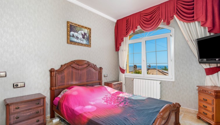 Jälleenmyynti - Erillistalo - Orihuela Costa - Playa Flamenca