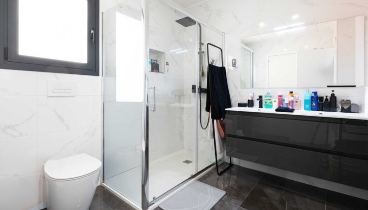 Reventa - Chalet - Los Montesinos - LOS MONTESINOS