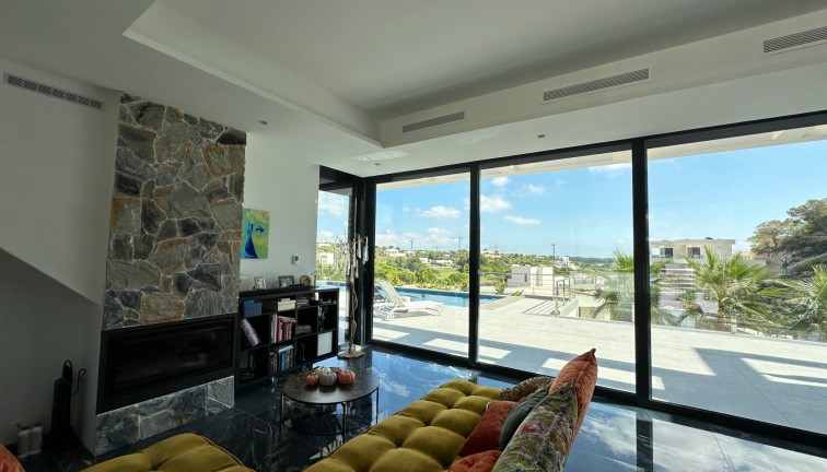 Resale - Chalet - Las Colinas