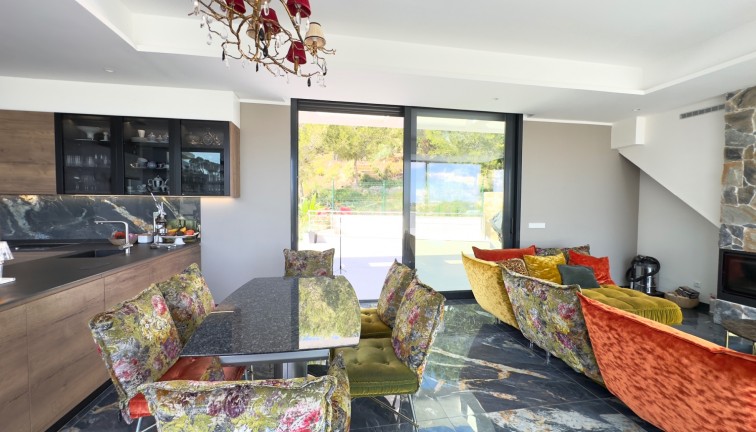 Resale - Chalet - Las Colinas