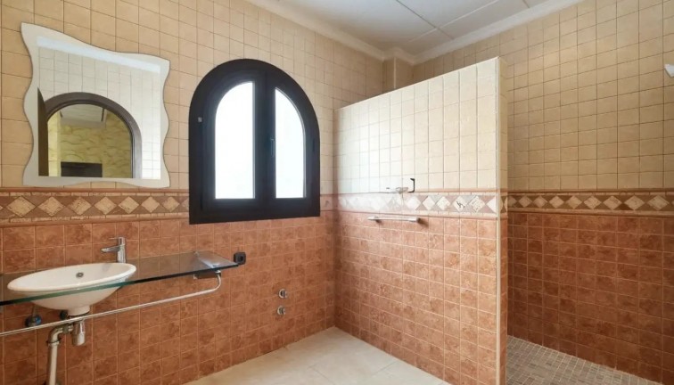 Jälleenmyynti - Erillistalo - Orihuela Costa - La Zenia