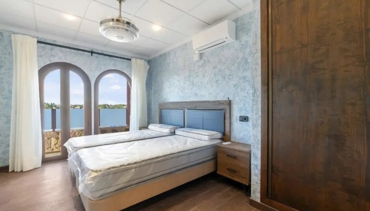 Jälleenmyynti - Erillistalo - Orihuela Costa - La Zenia