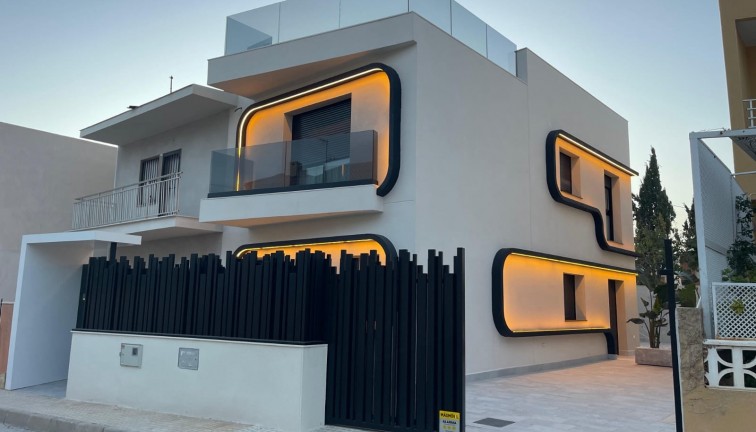 Resale - Chalet - Torre de la Horadada - TORRE DE LA HORADADA