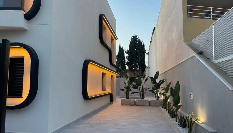 Resale - Chalet - Torre de la Horadada - TORRE DE LA HORADADA