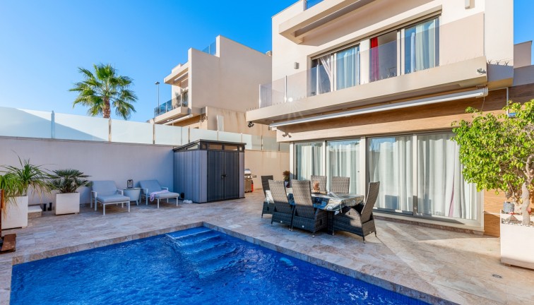 Reventa - Chalet - Orihuela Costa - Villamartín